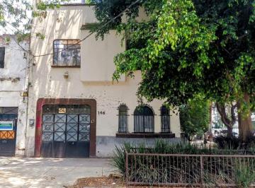 Casa uso de suelo de 1 habitación, Cuauhtémoc · Casa de 80 m² con 1 Recámara en Venta en Roma Sur