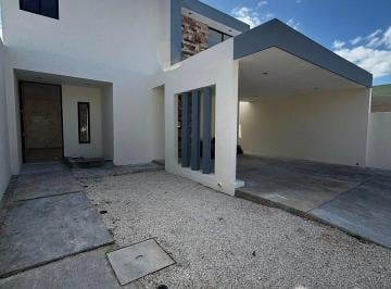 Casa de 4 habitaciones, Conkal · Casa en Venta en Conkal, Mérida