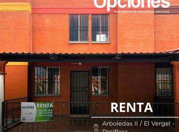 Casa de 3 habitaciones, Salamanca · Casa en Renta en Arboledas II, Clúster El Vergel, Calle Pasiflora