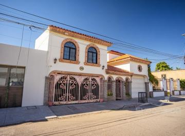 Casa de 5 habitaciones, Cajeme · Casa en Venta en Sonora, Mexico