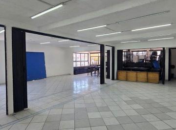 Casa uso de suelo de 7 habitaciones, Guadalajara · Propiedad Comercial en Chapalita, en Esquina 650 m² de Construcción