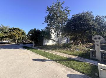 Terreno / Lote · 370m² · Terreno en Venta en Privada Parque Natura