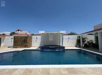 Villa · 1059m² · 3 Recámaras · 11 Estacionamientos · 0322 - Quinta en Portal del Norte en Venta