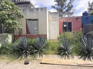Casa de 3 habitaciones, El Arenal · Casa Banjercito Lista Para Escriturar en Fraccionamiento a La Cima, Jalisco