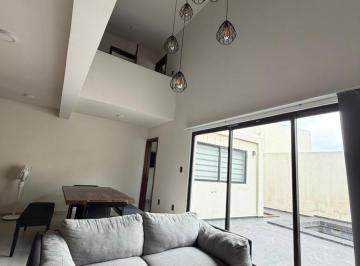 Casa · 330m² · 5 Recámaras · 2 Estacionamientos · Casa 5 Recámaras | Alberca y Terrazas | Fracc. Lomas del Sol