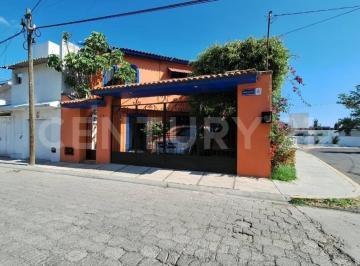 Casa · 181m² · 3 Recámaras · 1 Estacionamiento · Casa en Venta en Lomas de San Juan, Sjr, Querétaro.