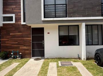 Casa de 3 habitaciones, Coronango · Excelente Casa en Renta en Cuautlancingo con 3 Recámaras, Una en Planta Baja