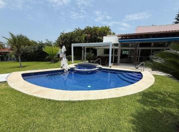 0c5b4cffccf2e49e057b0d8132c8e798542182696012e79cd7c48bc886fad559 · Espectacular Casa en Venta en Exclusivo Fraccionamiento Junto a Club Santa Fe