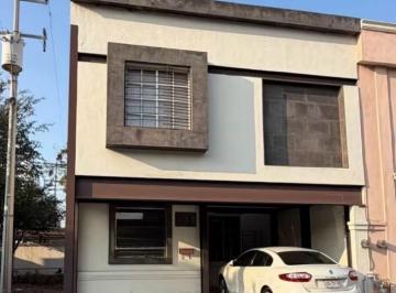 Casa · 157m² · 3 Recámaras · 1 Estacionamiento · Casa - Cumbres San Agustín