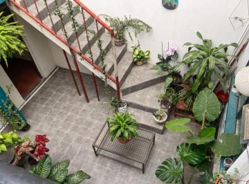 Casa · 322m² · 7 Recámaras · 2 Estacionamientos · Amplia Vivienda Doble Para Familia Grande o Para Habitar y Rentar Al Mismo Tiempo