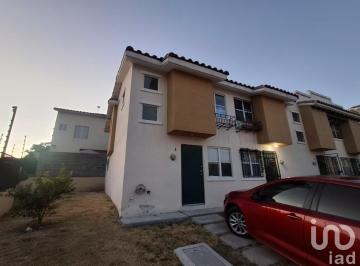Casa · 100m² · 3 Recámaras · 1 Estacionamiento · Casa en Venta El Marques Querétaro Real Solare
