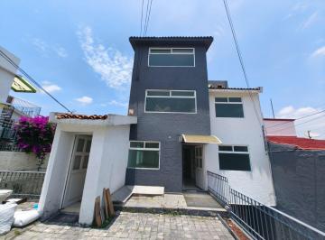 Casa de 6 habitaciones, Naucalpan de Juárez · Casa en Renta en Jardines de Satélite