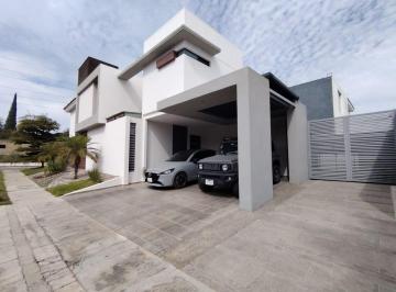 Casa de 4 habitaciones, San Pedro Tlaquepaque · Casa Venta $7,850,000 Los Naranjos Zona Sur