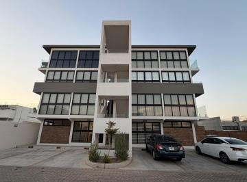 Departamento · 61m² · 2 Recámaras · 2 Estacionamientos · Departamento Equipado en Venta