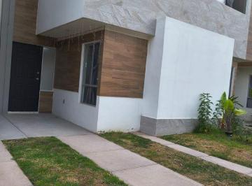 Casa de 2 habitaciones, Soledad de Graciano Sánchez · Casa en Renta en Fracc. El Toro | Soledad de Graciano Sánchez, S. L. p