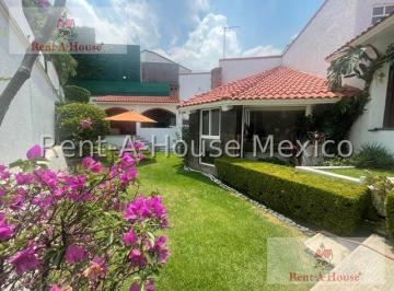 Casa · 385m² · 4 Recámaras · 3 Estacionamientos · Casa en Venta en Colinas del Bosque Tlalpan Gis 25 - 1095
