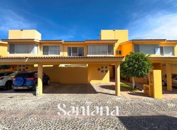 Casa de 3 habitaciones, Querétaro · Casa de 180 m² con 3 Recámaras en Renta en Juriquilla