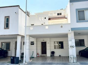 Casa · 168m² · 3 Recámaras · 2 Estacionamientos · Rmc Casa en Venta en Valle del Seminario en Monterrey Nuevo Leon