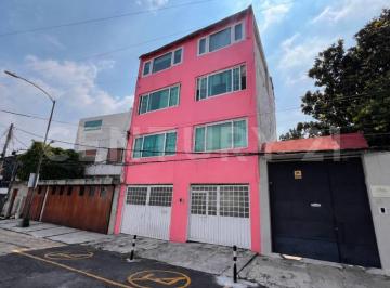 Departamento · 68m² · 2 Recámaras · 1 Estacionamiento · Departamento Iluminado de 2 Recámaras y Estacionamiento en Lomas Altas