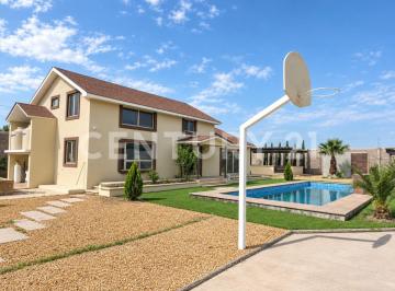 Quinta · 147m² · Granja en Venta en Campestre del Sol, Chihuahua