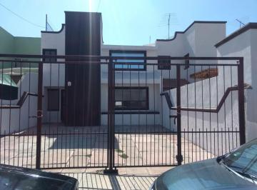 Casa de 3 habitaciones, Corregidora · Casa en Renta Amplia en Fracc Tejeda