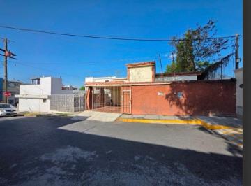 Casa de 6 habitaciones, Monterrey · Casa Para Actualizar Col Roma Mty