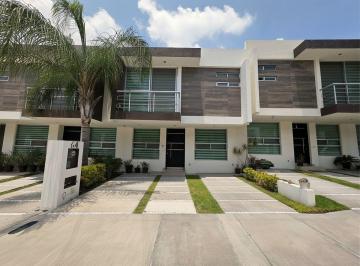 4f37ada5ac57356d15a4f8a3189f8a7fb38368cbf5d459ec163d74503568236c · Casa en El Refugio con Internet de 350 Megas Incluido