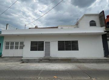 377e5b84ec24e74e37dcd1554e592b2470545383b6ab515d4f5a54d34f258633 · Casa en Renta en Colonia Magisterial