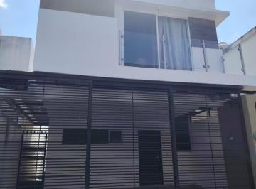 Casa de 3 habitaciones, Apodaca · Privadas Borneo en Venta