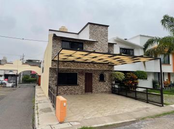 Casa de 3 habitaciones, Querétaro · Casa Remodelada Ya en Zona Centrica en Queretaro
