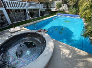 Casa de 3 habitaciones, Temixco · Casa de 1 Nivel en Venta en Temixco, Morelos, con Alberca, Jacuzzi, Gran Jardín, Cerca de La Pista.