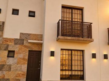 Casa de 2 habitaciones, León · Casa en Venta en Zona Sur León Gto