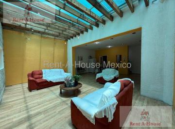 Casa · 342m² · 5 Recámaras · 5 Estacionamientos · Casa en Venta en Calle Central de Plomeros, Emilio Carranza Rg 26 - 144.