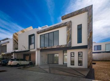 Casa en condominio de 5 habitaciones, Zapopan · Casa de 5 Recamaras Solares – Altanza Zona Real