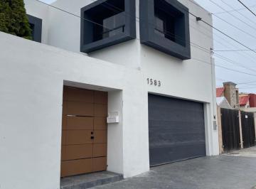 Casa · 300m² · 3 Recámaras · 2 Estacionamientos · Casa en Renta en Playas de Tijuana Sección Jardines Tijuana - (4)