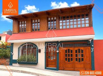adf09172290d63c3bd3bc358df364abecd3f18f00c6d744247bf168c0444466f · Casa Amplia en Venta, Atrás de Plaza Cristal, Xalapa