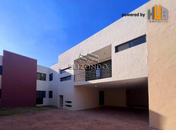 Casa · 3 Recámaras · 3 Estacionamientos · (Mecr2668) Casa en Renta, Col. Ampliación Unidad Nacional, $14,000