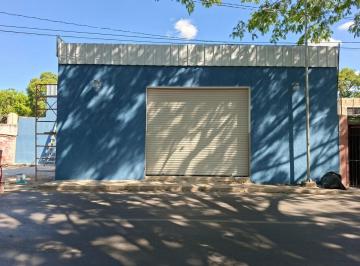 Local comercial · 280m² · Bodega en Uman