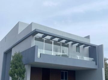 Casa · 430m² · 4 Recámaras · Casa en Venta en San Ángel