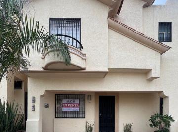 67402654cb46c9500ae3043ee258e07a9d23f65b6256f31b93ebb45f668cdbe5 · Casa en Venta en Alta California, Tlajomulco de Zuñiga, Jalisco