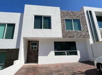 Casa de 3 habitaciones, Morelia · Casa en Renta en Vistas Altozano