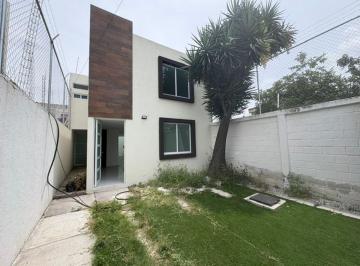 Casa de 3 habitaciones, Puebla · Granjas Puebla, Al Sur, Muy Cerca de Periferico y Centro Escolar