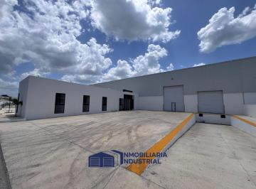 Bodega comercial , Umán · Renta de Bodega 1,550 m² con Seguridad 24/7 Andenes y Amplias Oficinas