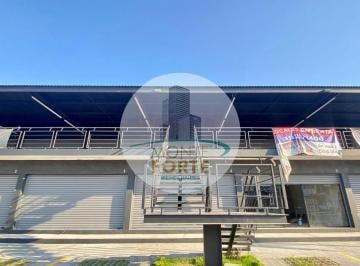Local comercial · 60m² · 1 Estacionamiento · Local en Laguna de La Puerta