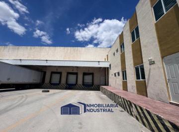 Bodega comercial , Umán · Renta de Nave 2,400 m² en Terreno de 8,000 m² con Conexion Inmediata a Periferico Seguridad y Oficin