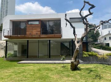 Casa en condominio de 3 habitaciones, Huixquilucan · Casa en Venta Bosque Real. Para Estrenar con Seguridad 24/7.