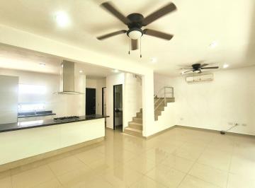 Casa en condominio de 3 habitaciones, Cancún · Casa en Renta 3 Recamaras 2.5 Baños Residencial Arbolada Huayacan Cancun
