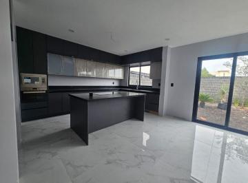 Casa de 3 habitaciones, El Marqués · Casa en Venta en Residencial El Mayorazgo