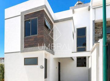 250b521f23682e2d7f952f0443f17ad47c19ec3e3a52ec7ff32820e9be8e1ccf · Casa en Venta, Fracc. Los Lirios Coatepec.