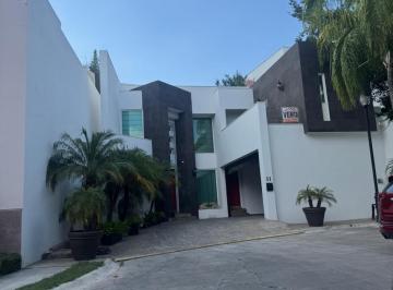 Casa de 2 habitaciones, Monterrey · Casa en Venta en Lomas del Hípico